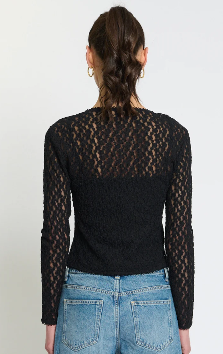 LACE SCARLET CREW